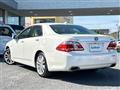 2010 Toyota Crown Hybrid