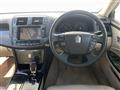 2008 Toyota Crown Hybrid