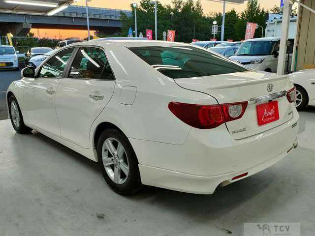 2010 Toyota Mark X