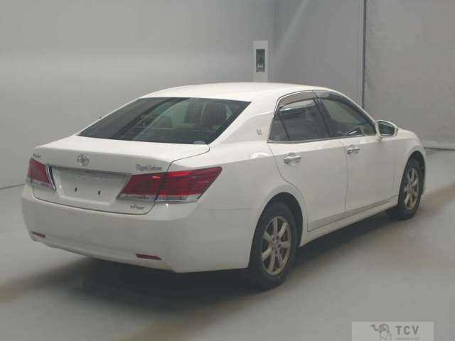 2013 Toyota Crown