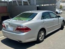2010 Toyota Crown