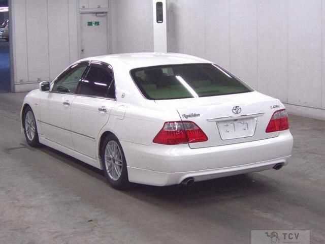 2005 Toyota Crown