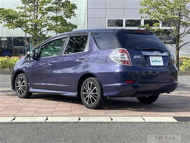 2014 Honda Fit shuttle