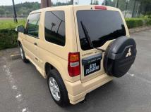 2001 Mitsubishi Pajero Mini