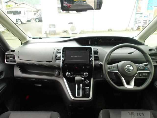2017 Nissan Serena