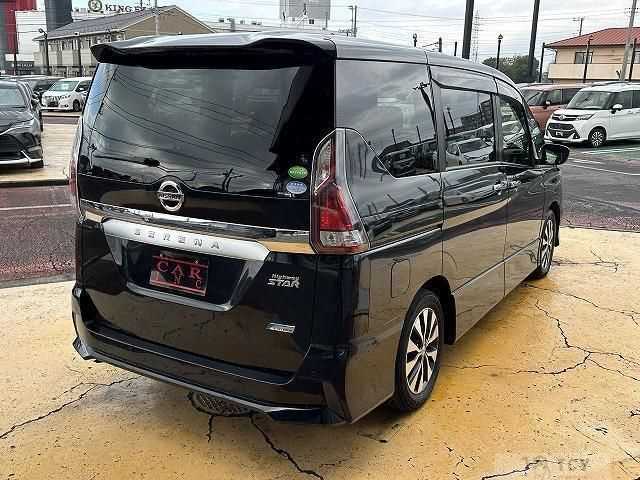 2017 Nissan Serena