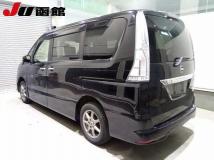 2013 Nissan Serena