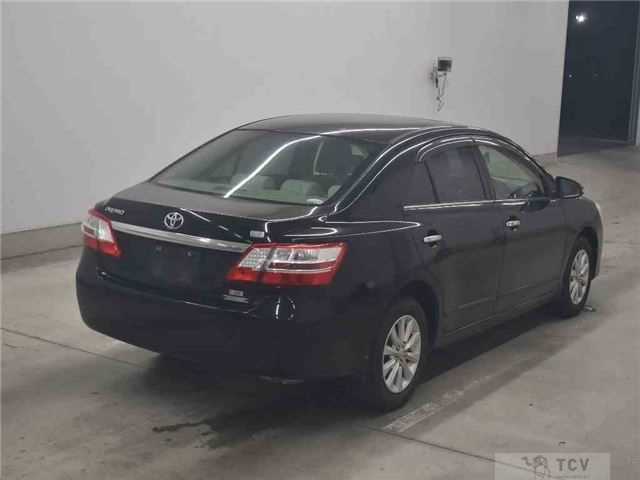 2013 Toyota Premio