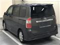 2007 Toyota Noah