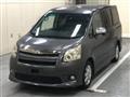 2007 Toyota Noah