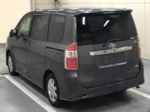 2007 Toyota Noah