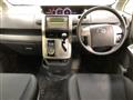 2009 Toyota Voxy