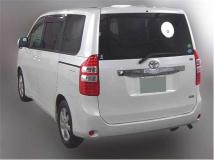 2013 Toyota Noah