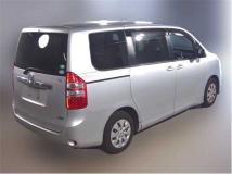 2013 Toyota Noah