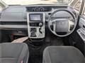 2013 Toyota Noah
