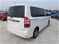 2013 Toyota Noah
