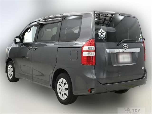 2013 Toyota Noah