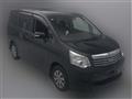 2013 Toyota Noah