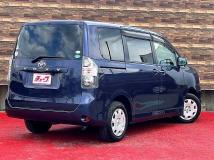 2009 Toyota Voxy