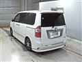 2010 Toyota Noah