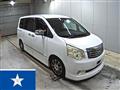 2010 Toyota Noah