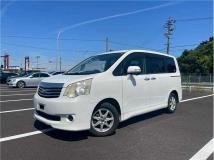 2011 Toyota Noah
