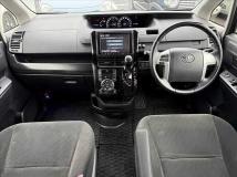 2012 Toyota Noah