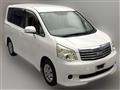 2013 Toyota Noah
