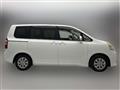 2013 Toyota Noah