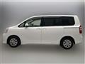 2013 Toyota Noah