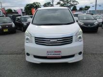 2013 Toyota Noah