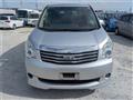 2013 Toyota Noah