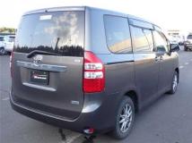 2012 Toyota Noah