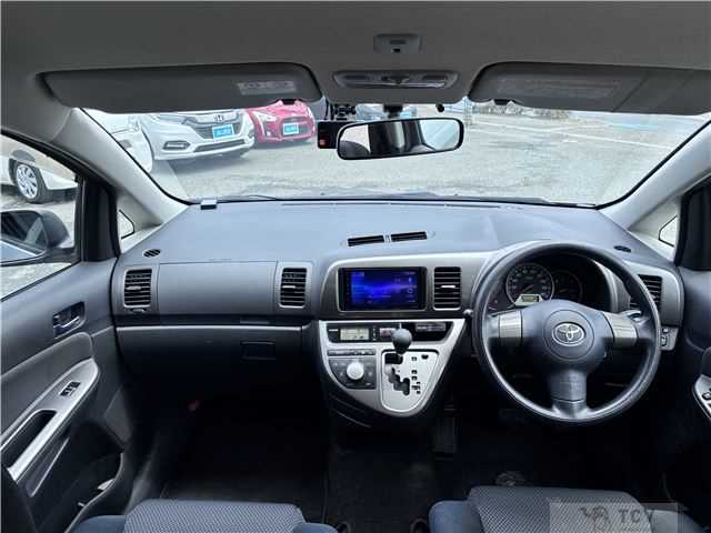2005 Toyota Wish