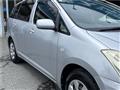 2005 Toyota Wish