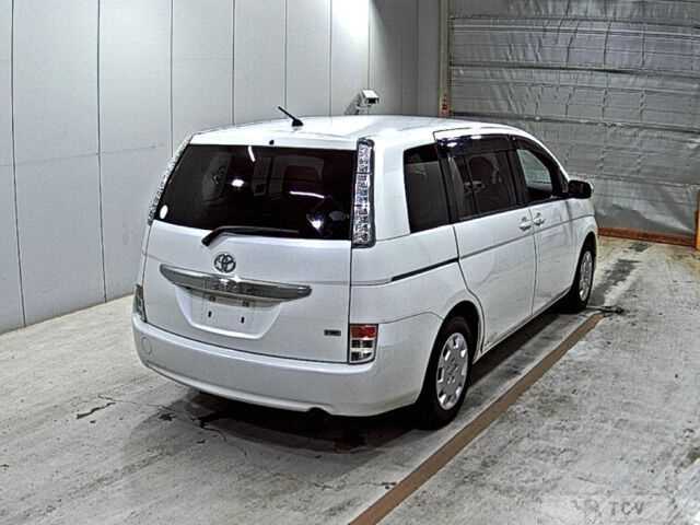 2012 Toyota Isis