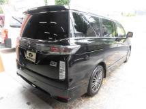 2017 Nissan Elgrand