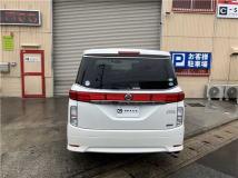 2012 Nissan Elgrand