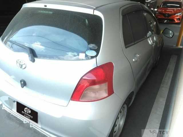 2006 Toyota Vitz
