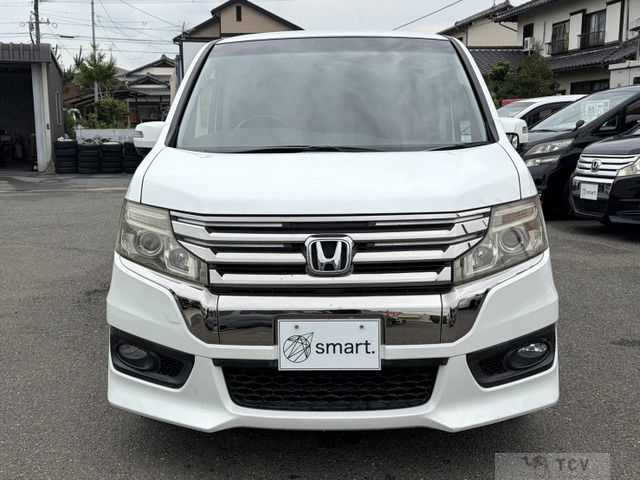 2013 Honda Step WGN