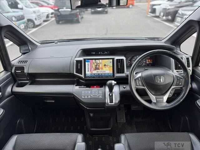 2014 Honda Step WGN