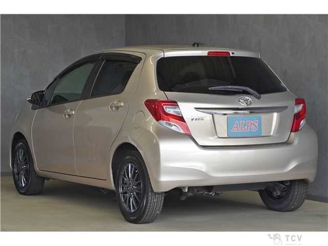 2015 Toyota Vitz