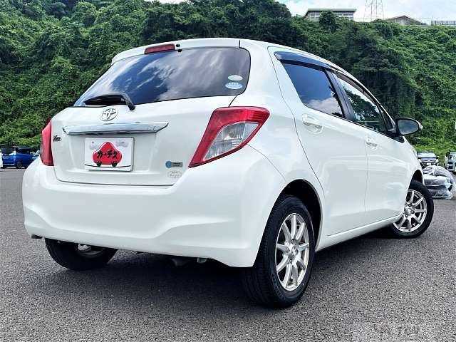 2011 Toyota Vitz