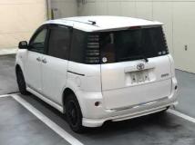 2005 Toyota Sienta