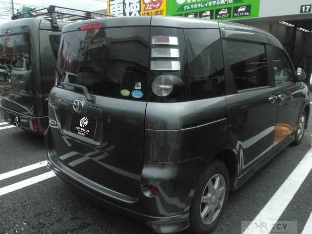 2007 Toyota Sienta