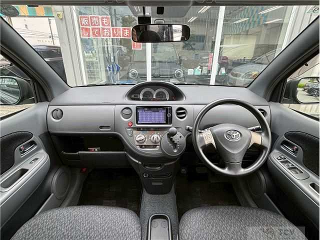 2013 Toyota Sienta
