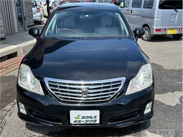 2009 Toyota Crown Royal Series