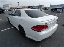 2009 Toyota Crown