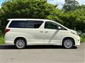 2012 Toyota Alphard