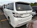 2012 Toyota Vellfire